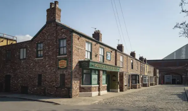 Coronation Street The Holme Valley Booking